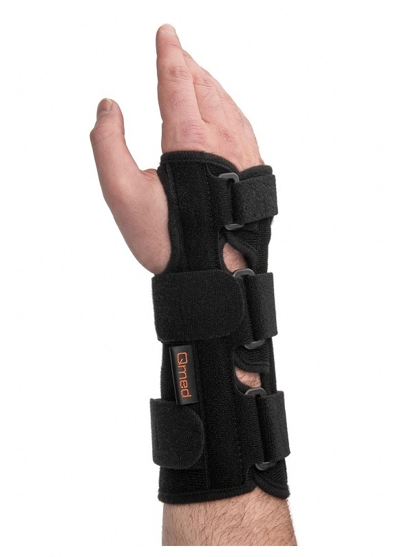 Manu Universal Wrist orthosis with a thumb hold